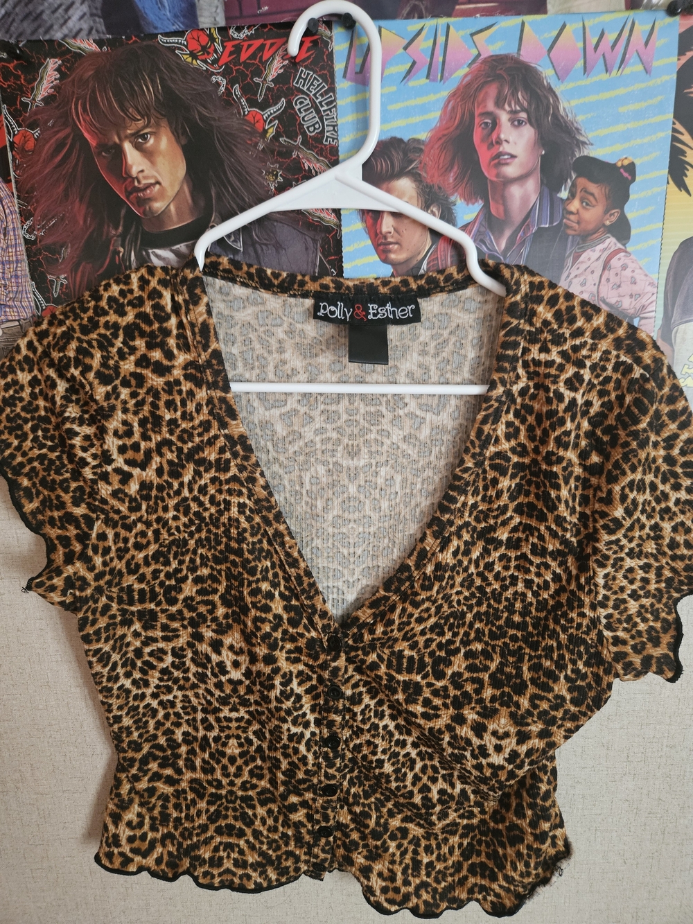 Polly & Esther Leopard Print V-Neck Crop Top - Brown & Black